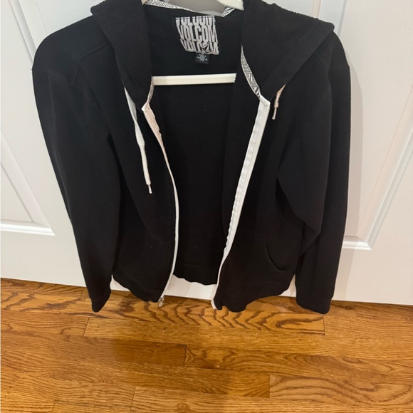 Black Hoodie Sweater - Picture 1 of 1